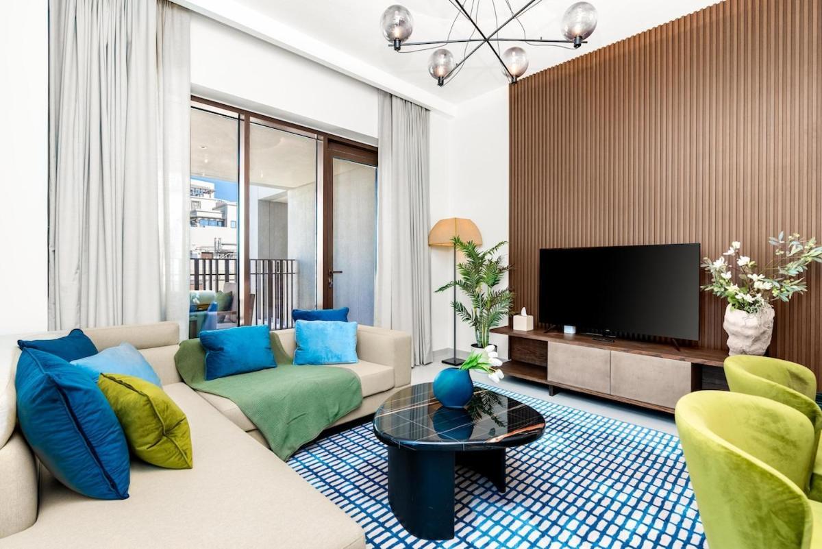 2br Burj Khalifa View & Access, Creek