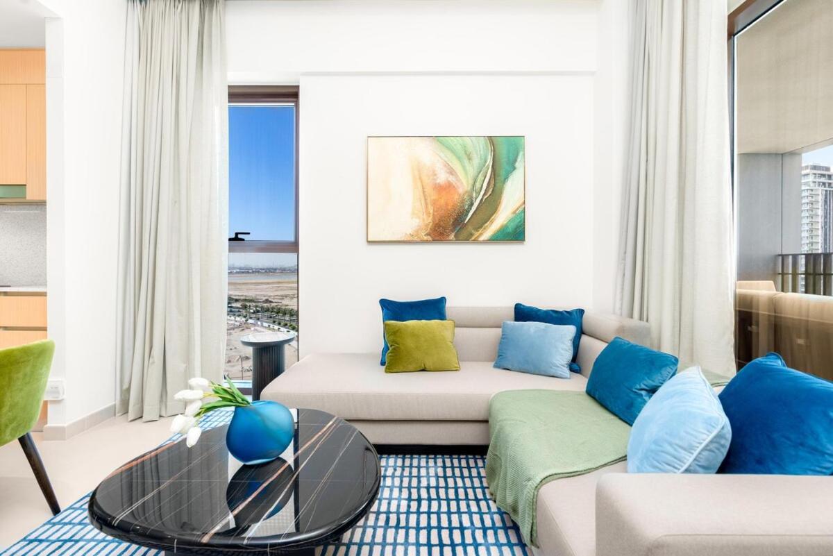 2br Burj Khalifa View & Access, Creek Apartment *