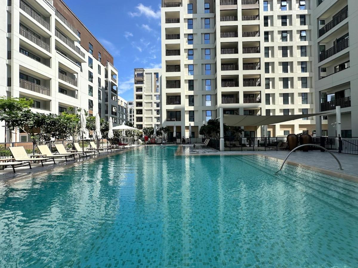 2br Burj Khalifa View & Access, Creek Apartment Dubai