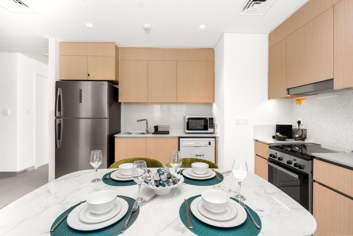 Apartment 2br Burj Khalifa View & Access, Creek *