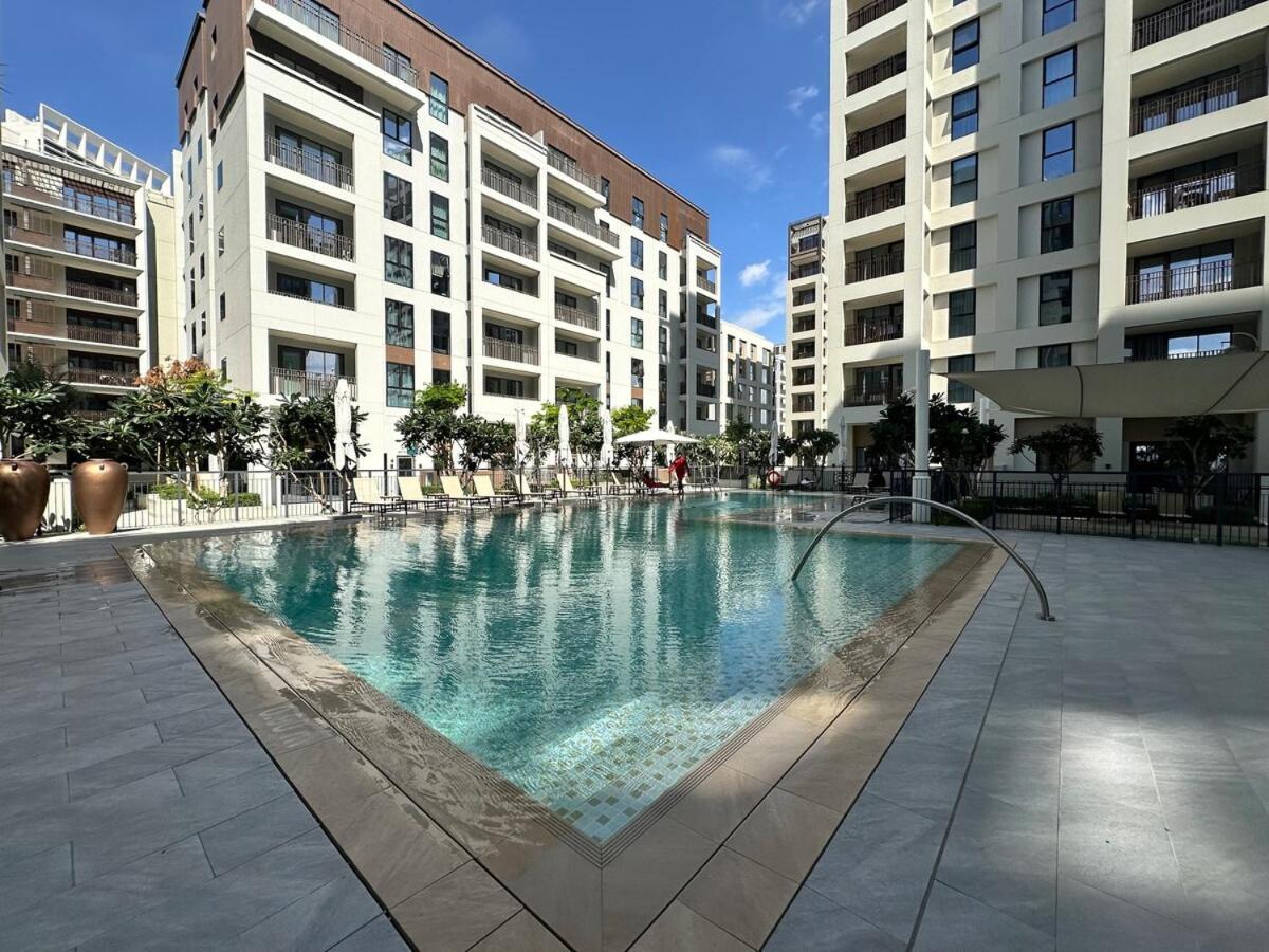 2br Burj Khalifa View & Access, Creek Apartment Dubai