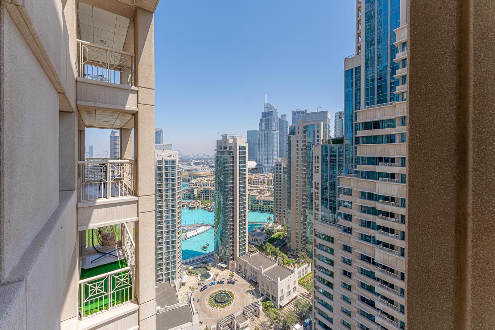1br With Downtown Fountain Views Daire Dubai