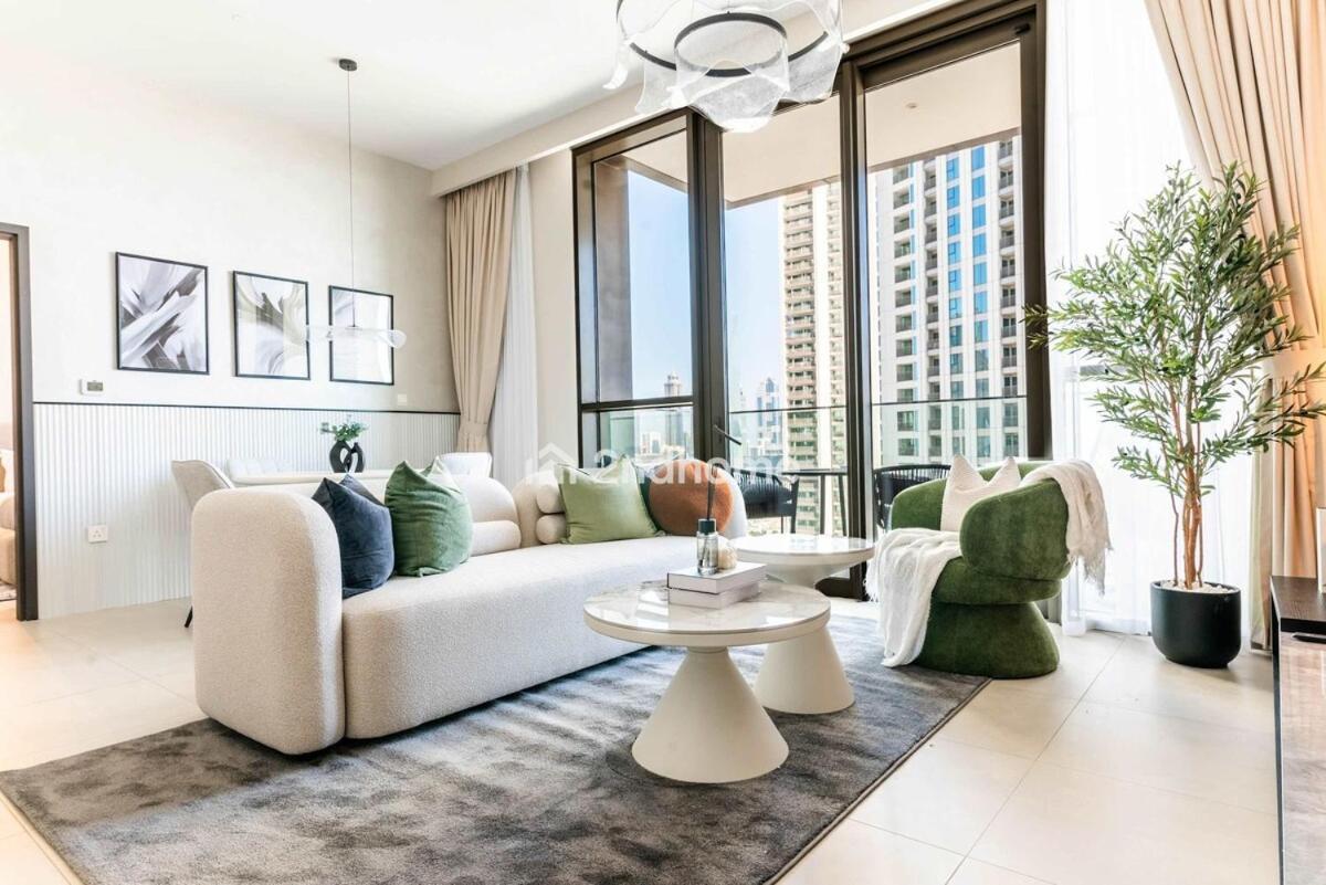 Luxurious Furnishing Direct Access To Mall Apartment
