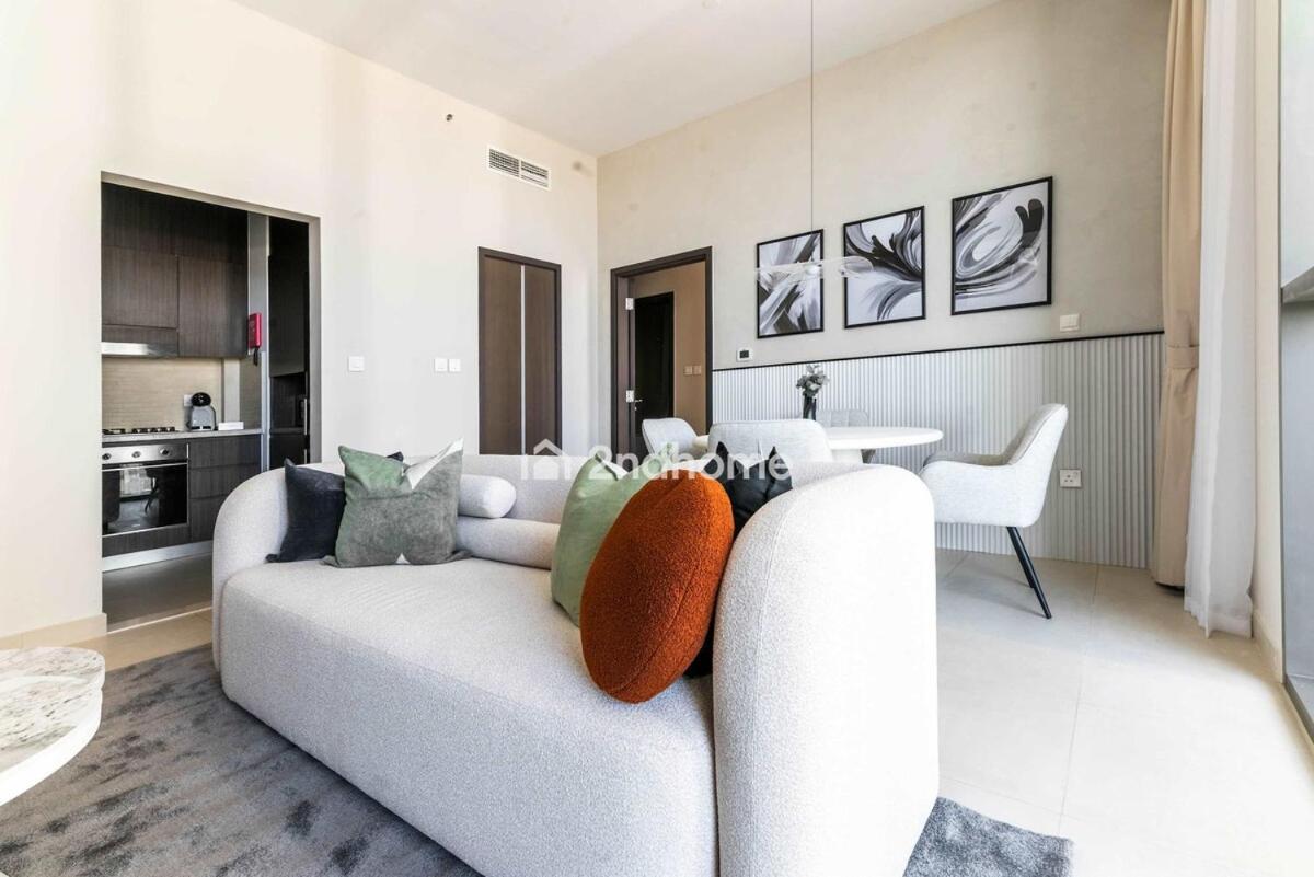 Luxurious Furnishing Direct Access To Mall * Dubai