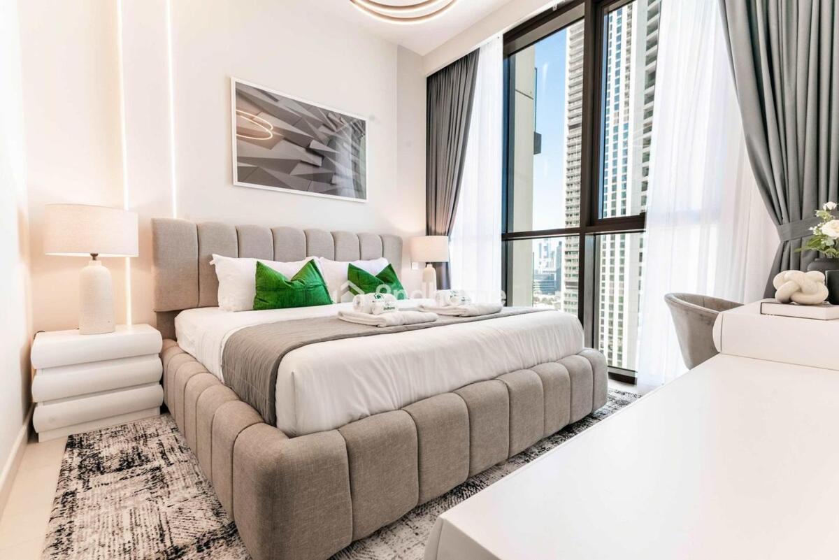 Luxurious Furnishing Direct Access To Mall * Dubai
