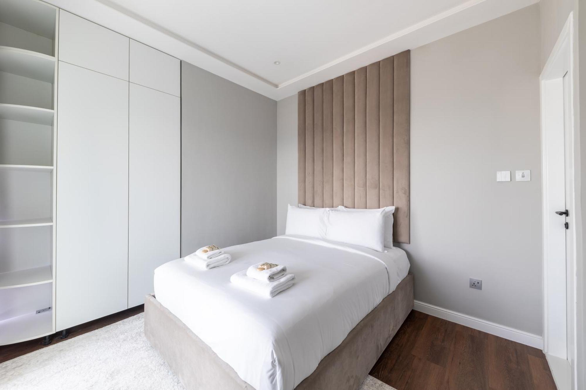 2-bedroom Apartmentjlt View, 8 Min To Metro *