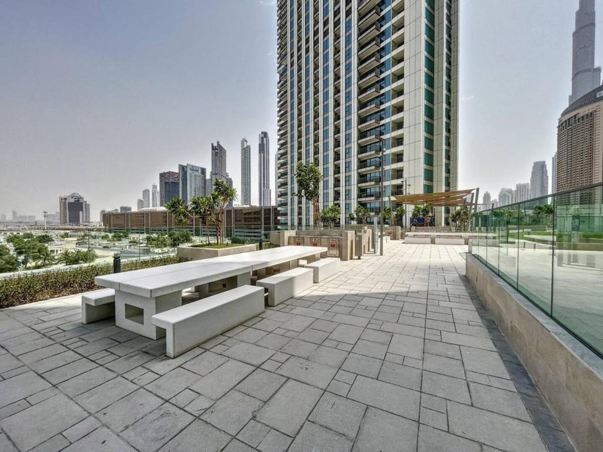 Downtown Views - Burj Khalifa & Direct Mall Access Daire *