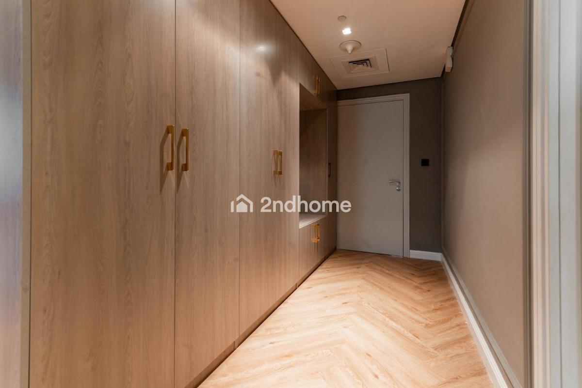 Apartment Stylish 2bedroom In Difc Newly Furnished Dubai