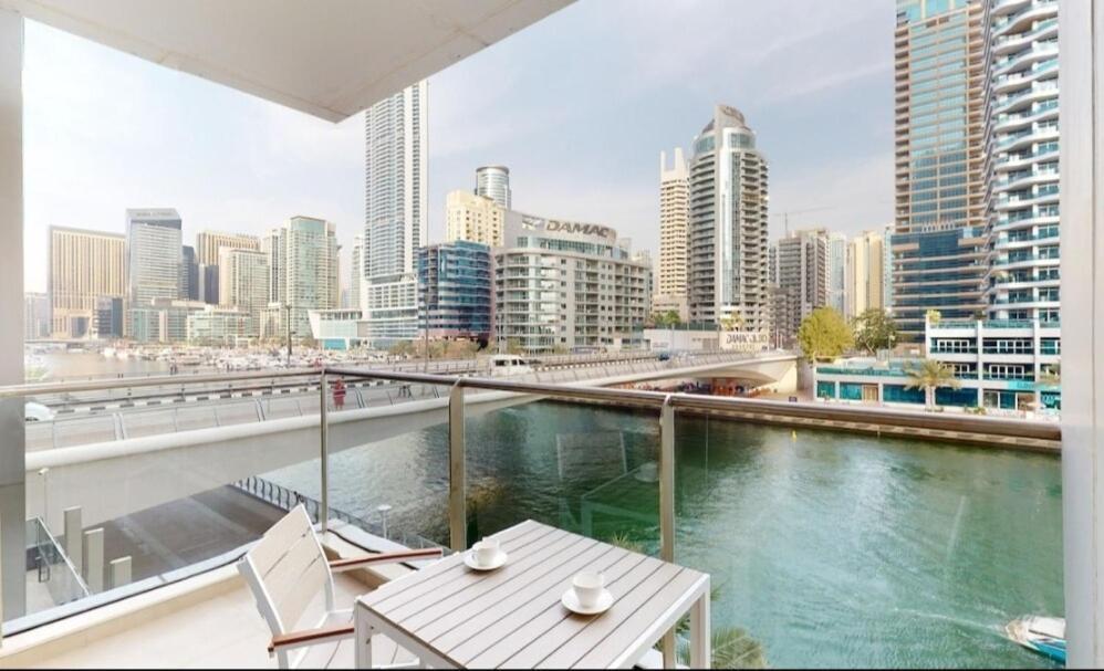 Luxurious 2bed In Sparkle Tower-marina View Dubai