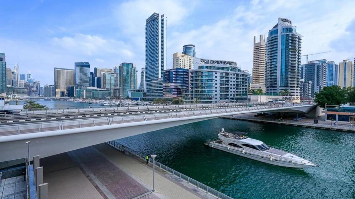 Luxurious 2bed In Sparkle Tower-marina View *