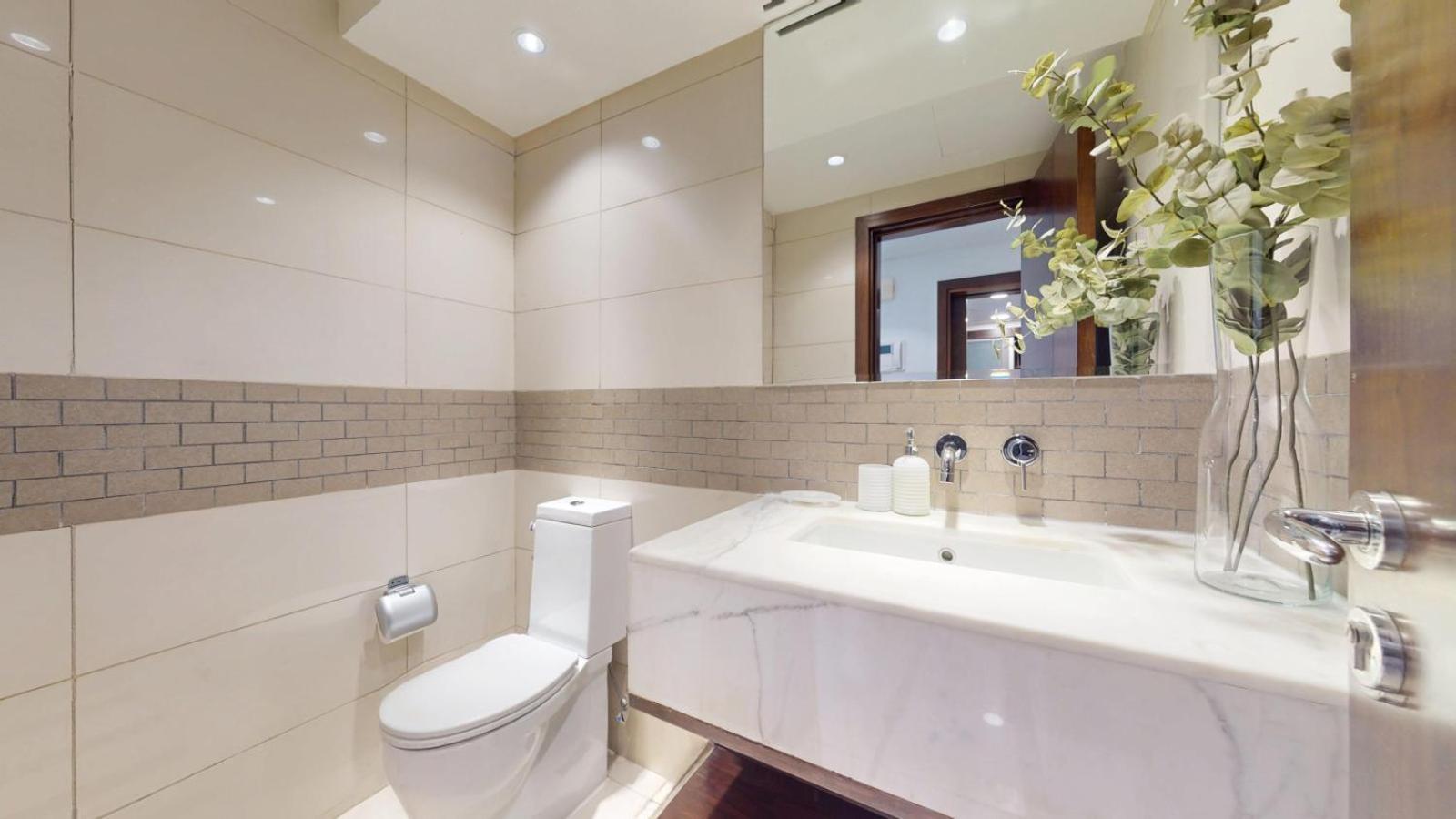 Bonaire Tower - Airy One Bedroom In Marina Apartment
