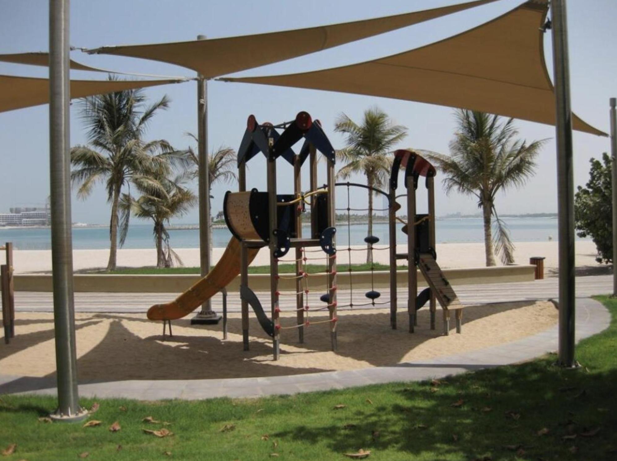 Daire Luxury - Beachfront - Spacious Shoreline Residences - 5 Star Private *