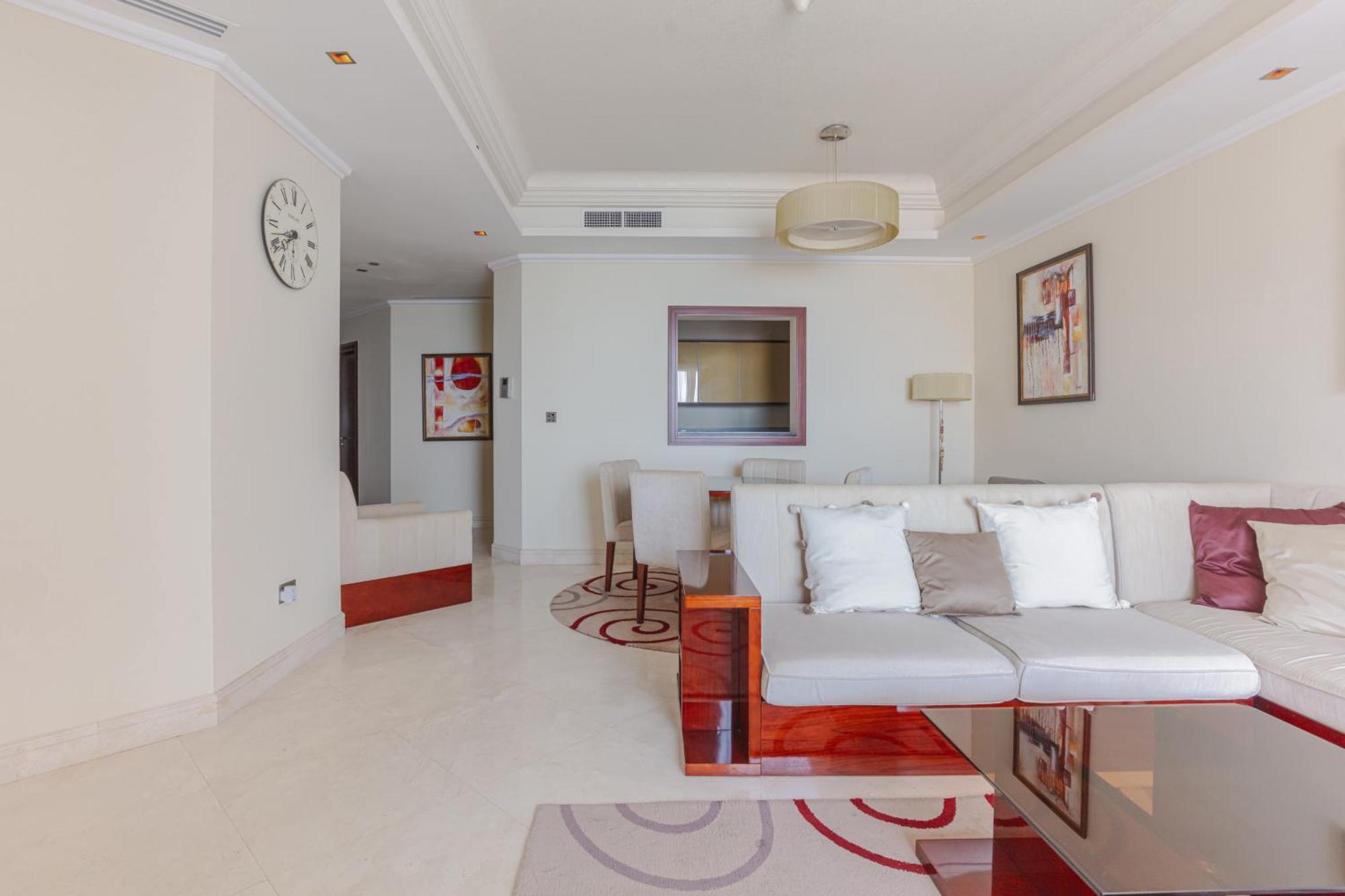 1-bedroom With Pool Apartment Dubai