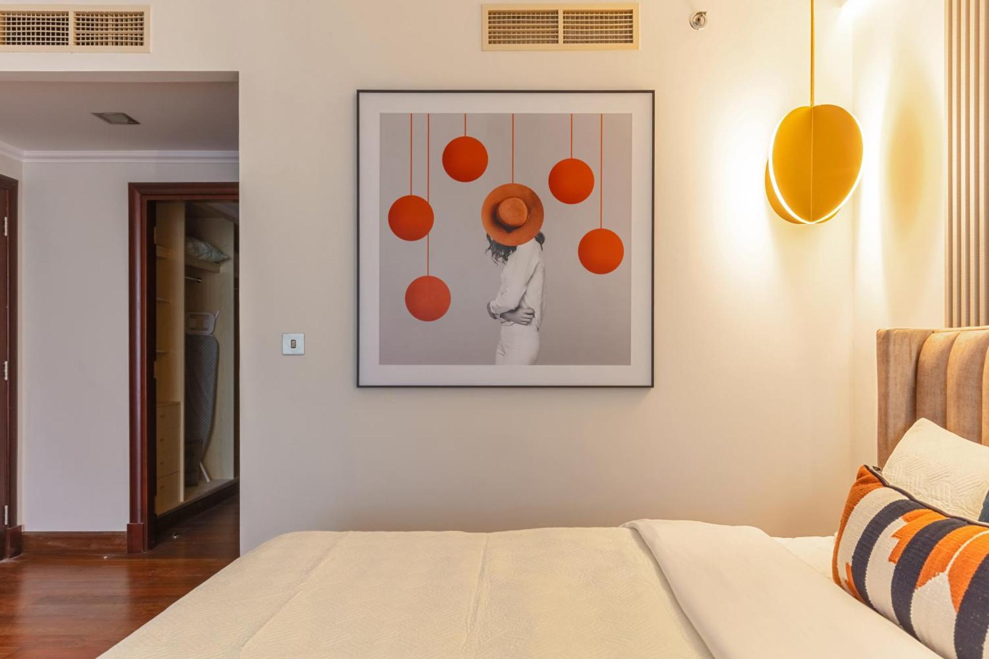 Apartment 1-bedroom With Pool Dubai