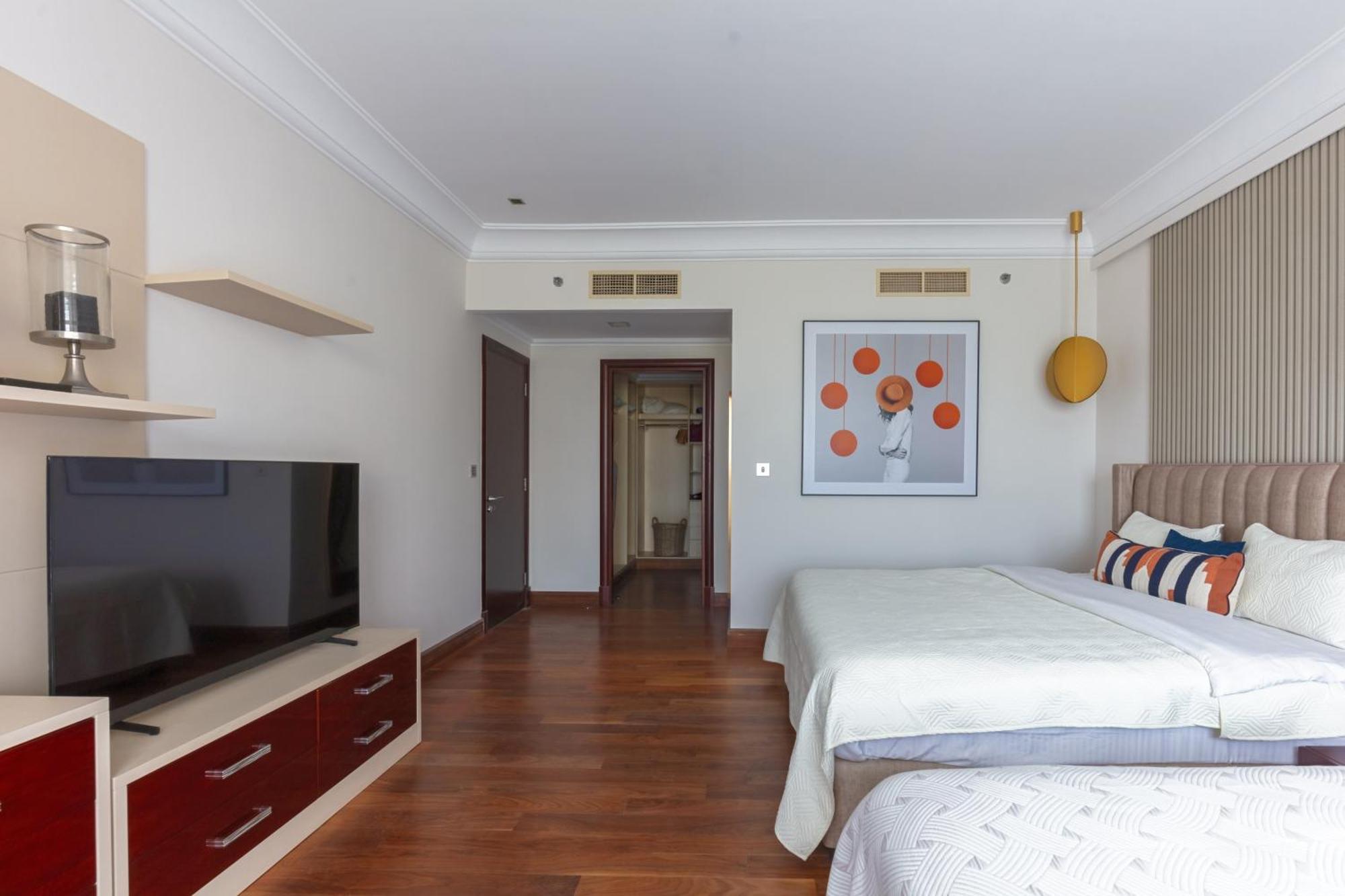 1-bedroom With Pool Apartment Dubai