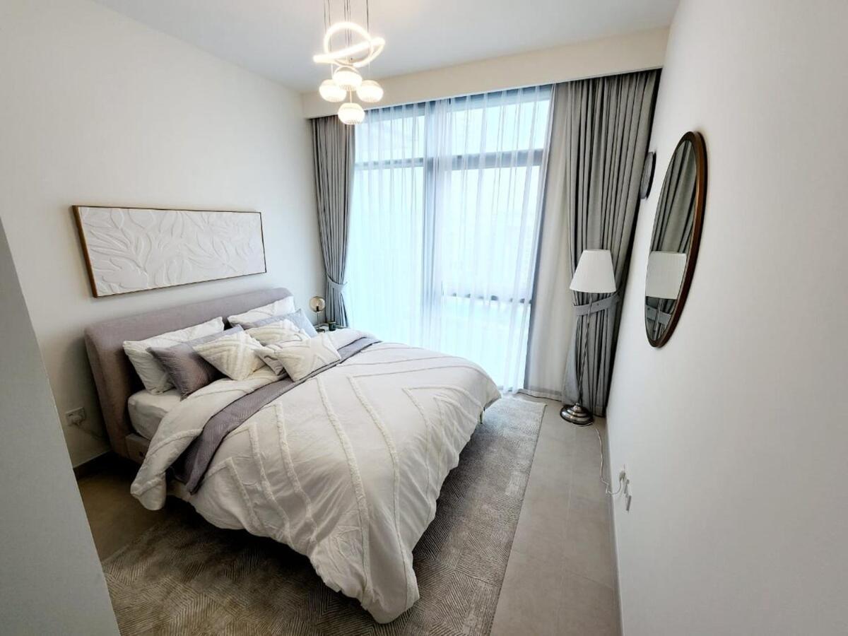 Apartment 2-bedrooms Experience Luxury Living At Creek Palace *
