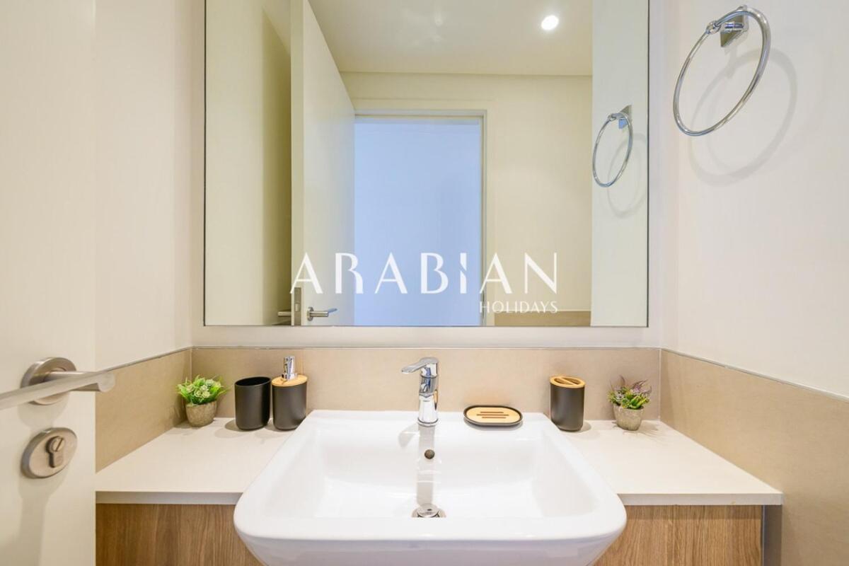 Apartment Contemporary 2 Bedroom In The Heart Of Hills *
