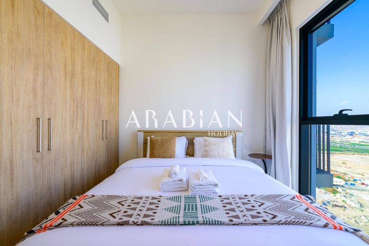 Apartment Contemporary 2 Bedroom In The Heart Of Hills Dubai