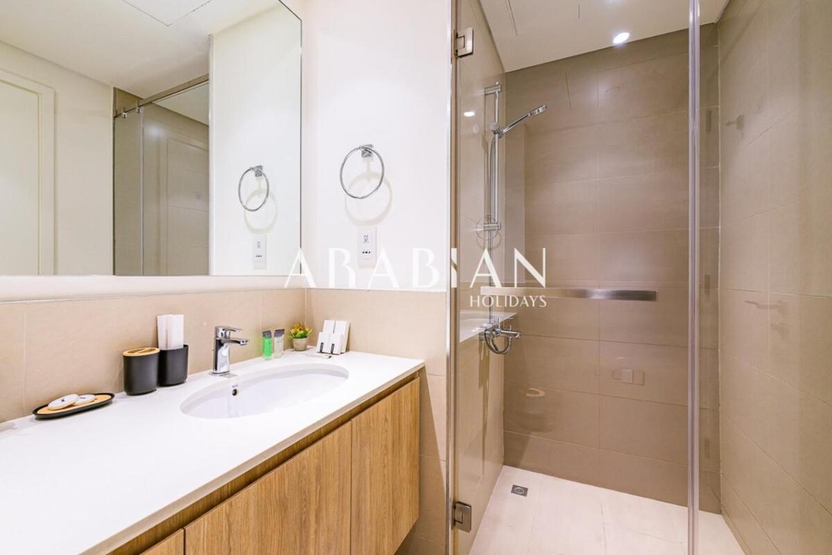 Contemporary 2 Bedroom In The Heart Of Hills Dubai