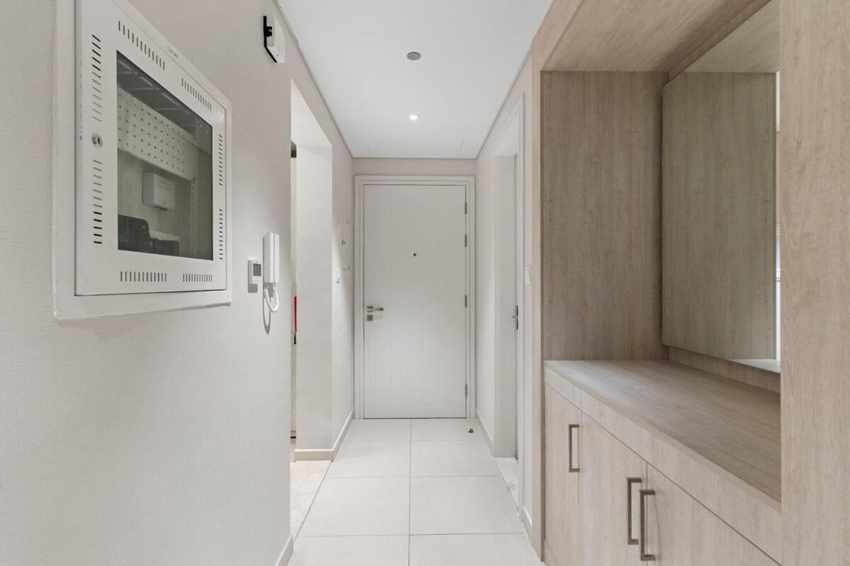 Apartment First Class 1br Elegant Luxe Retreat Dubai