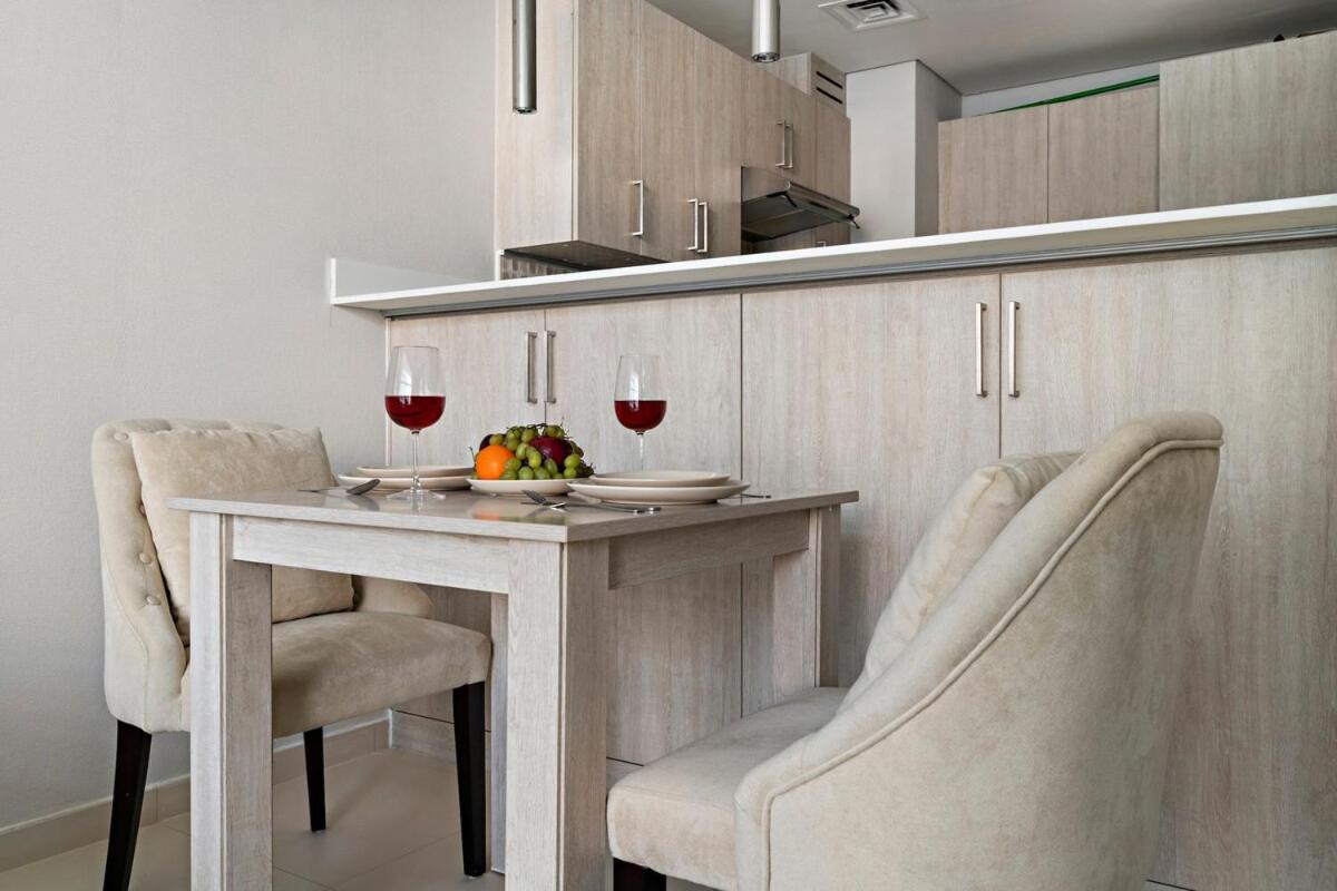 First Class 1br Elegant Luxe Retreat * Dubai