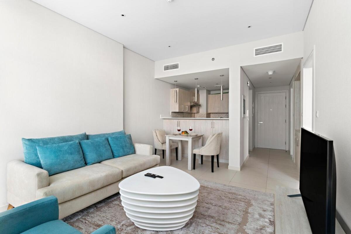 Apartment First Class 1br Elegant Luxe Retreat Dubai