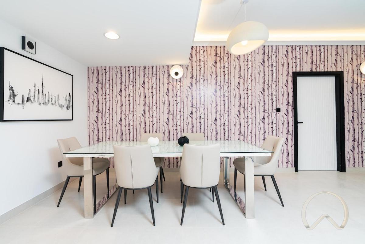 Upgraded 2br In La Riviera Marina - Close To Apartamento Dubai