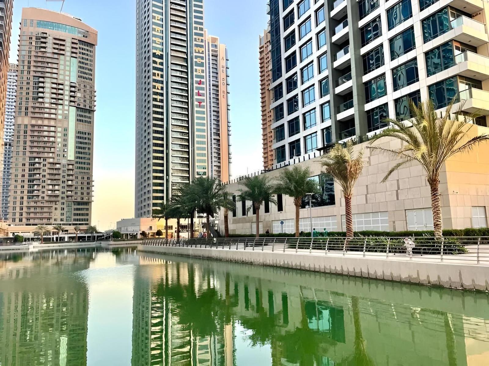 Apartment 2-bedroom Apartmentjlt View, 8 Min To Metro *