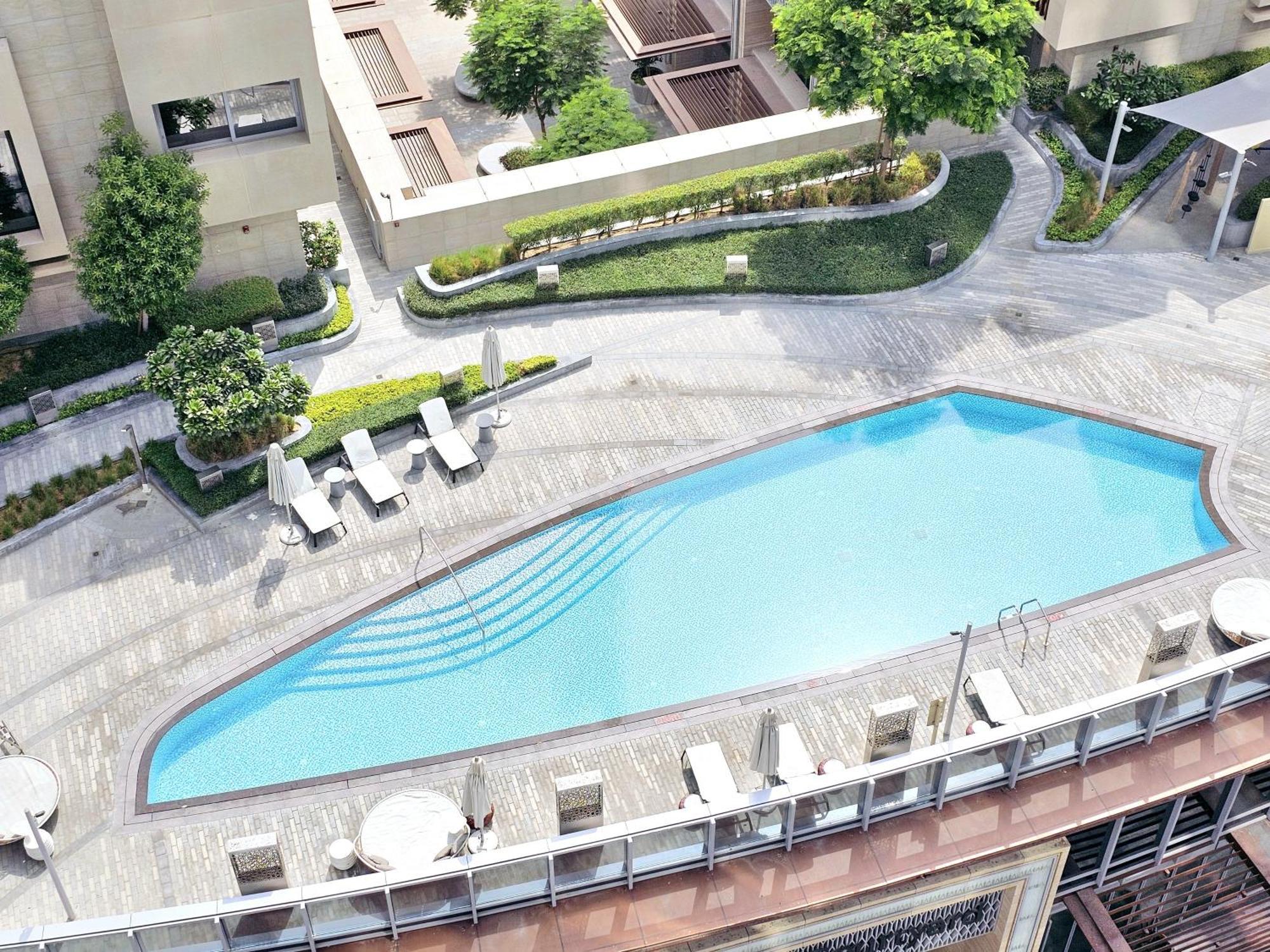 Sunrise Homes - Lavish 2 Bedrooms With Fountain View! Apartamento