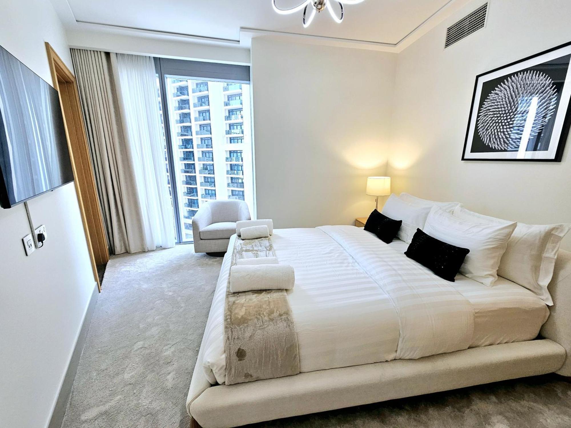 Apartamento Sunrise Homes - Lavish 2 Bedrooms With Fountain View! Dubai