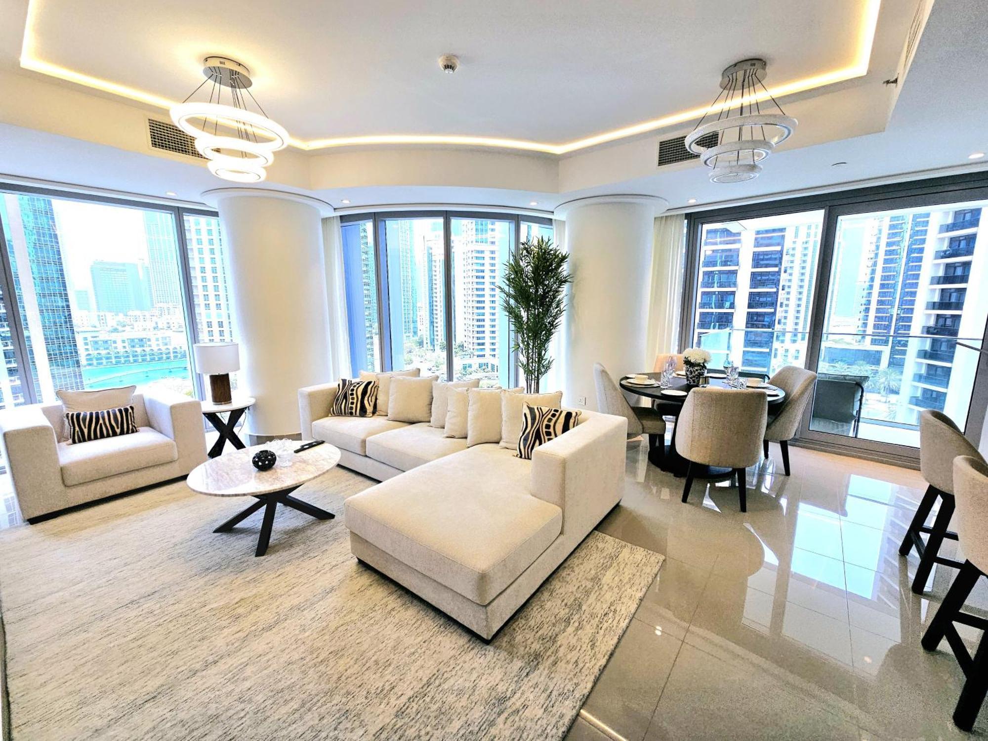 Sunrise Homes - Lavish 2 Bedrooms With Fountain View! *