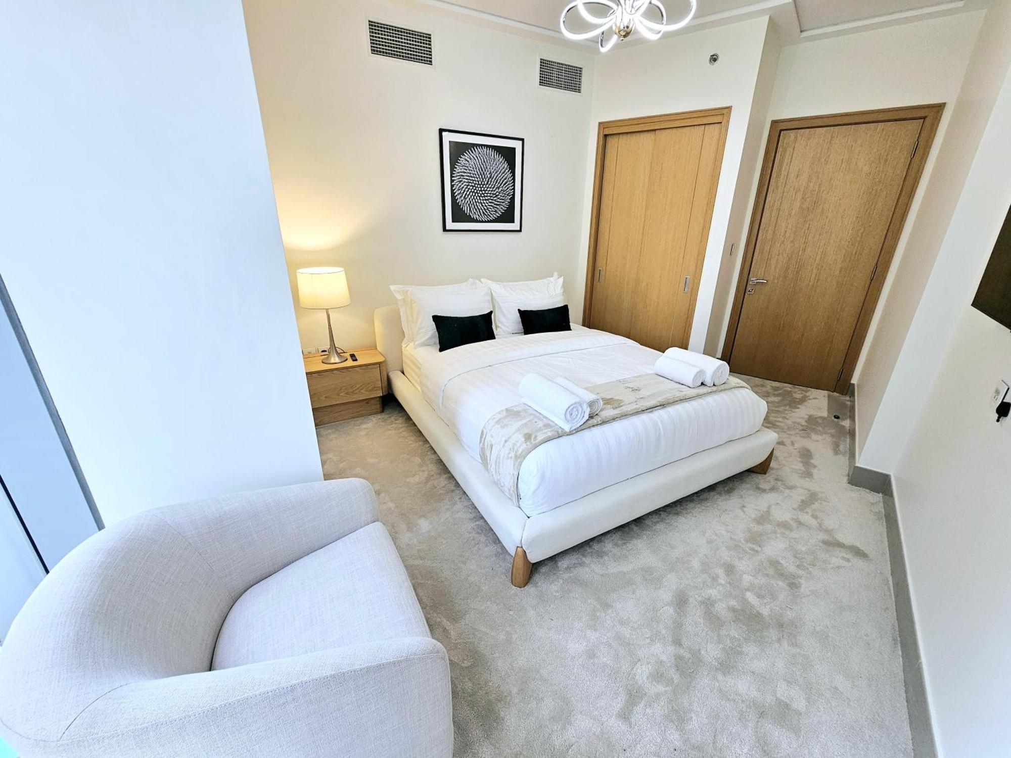 Apartamento Sunrise Homes - Lavish 2 Bedrooms With Fountain View!