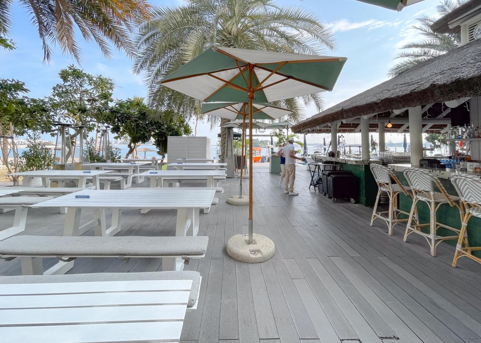 Shoreline Beachfront Apartment With Full Sea View And Pool Palm Jumeirah Apartment *