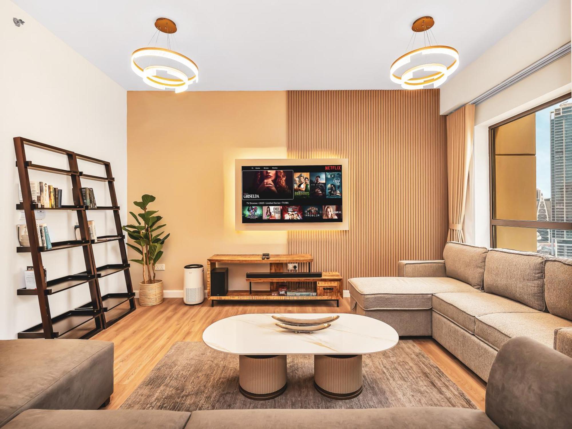 Apartment New! Jbr Beachfront With Panoramic Eye Views *