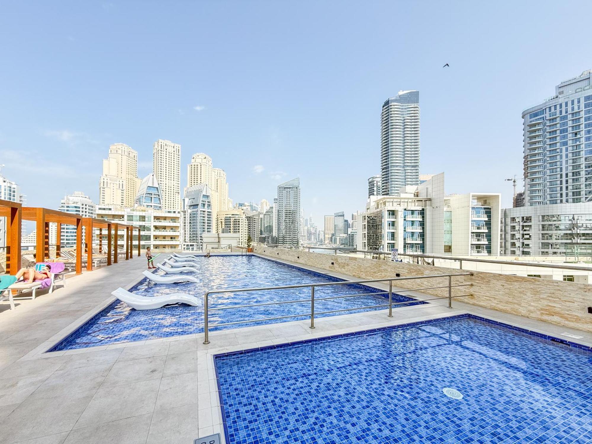 Marina View Haven - Luxurious 3-bedroom In Dec Towers Dubai