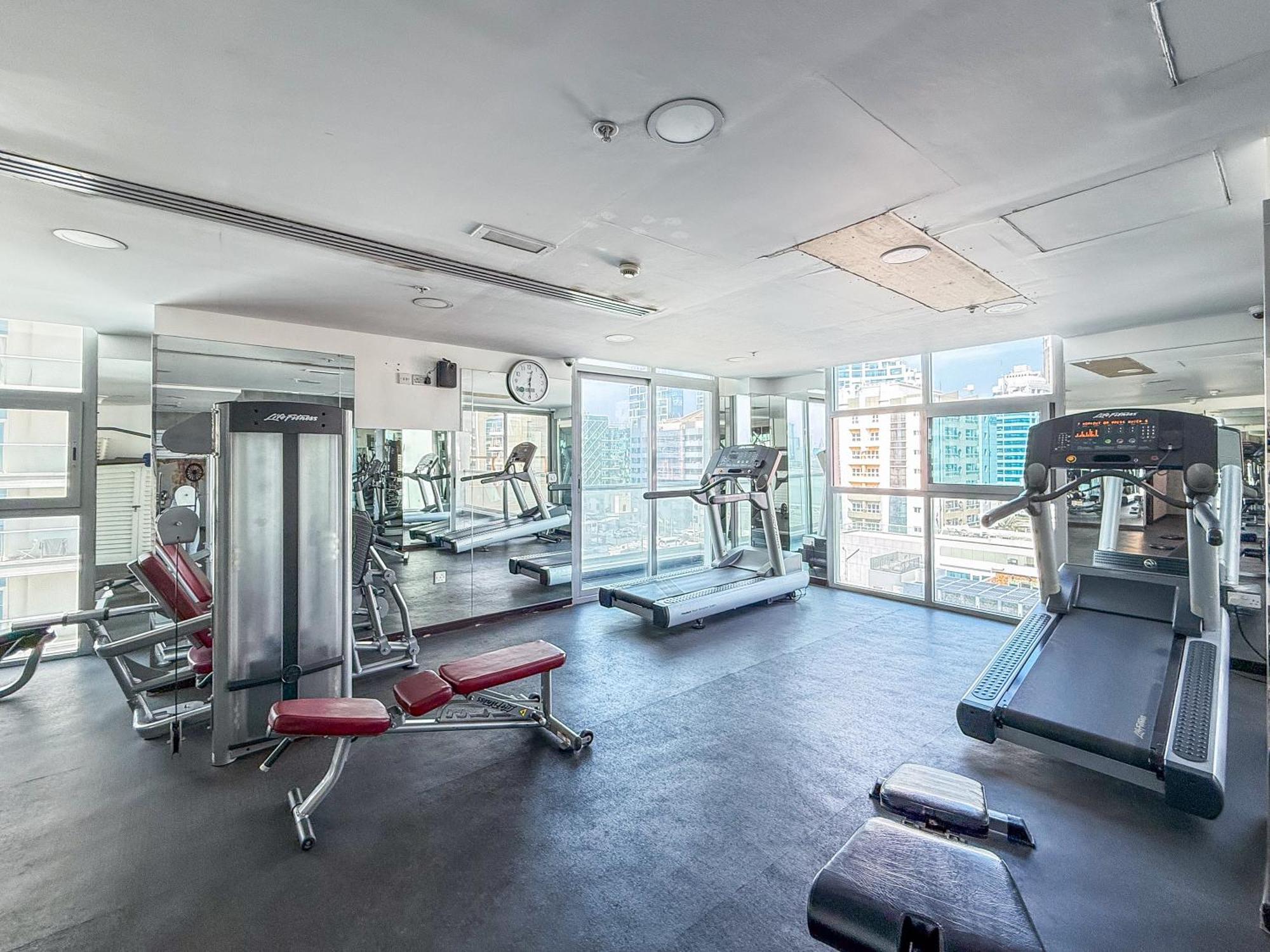 Marina View Haven - Luxurious 3-bedroom In Dec Towers