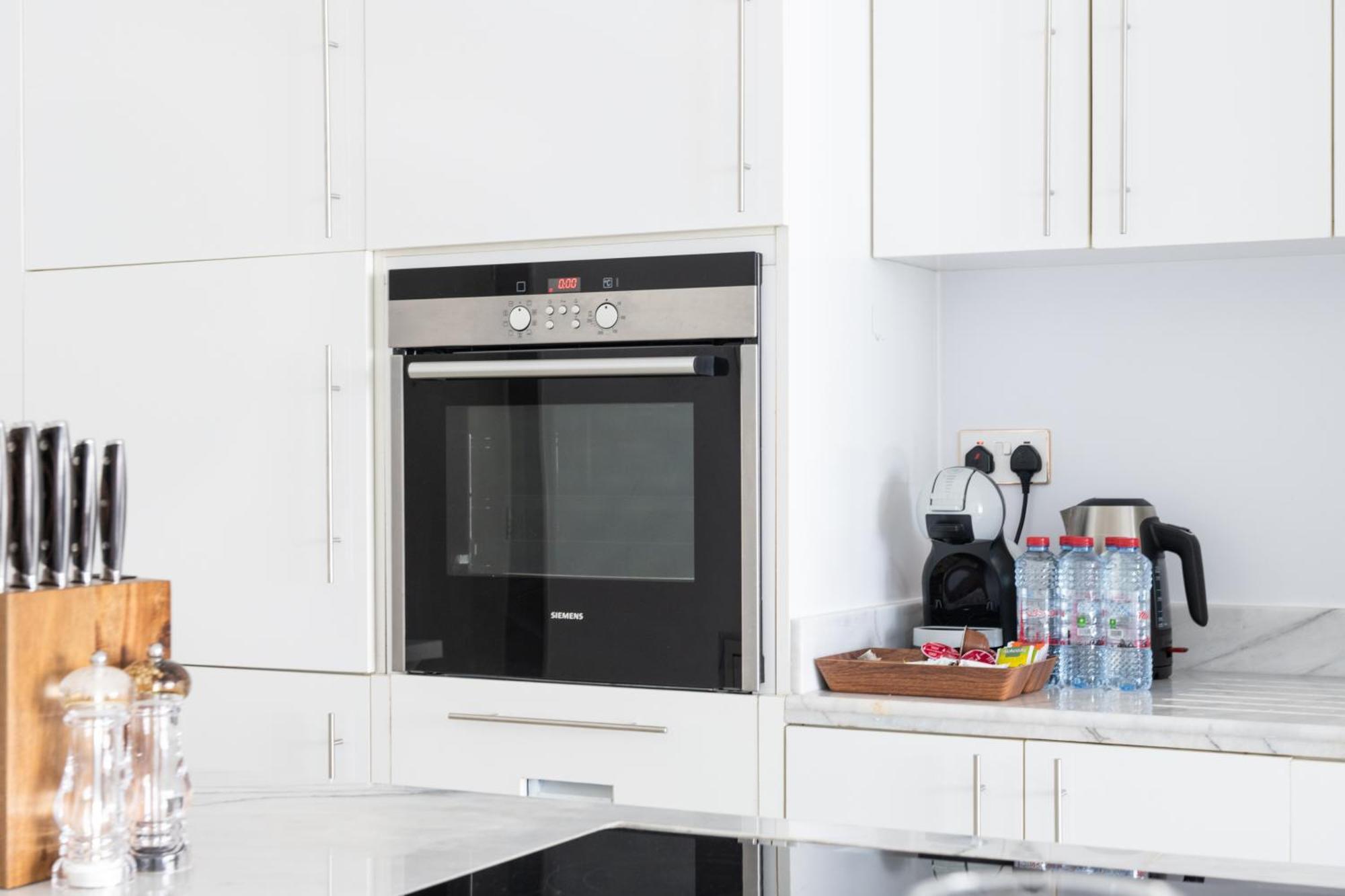 Apartment Marina View Haven - Luxurious 3-bedroom In Dec Towers