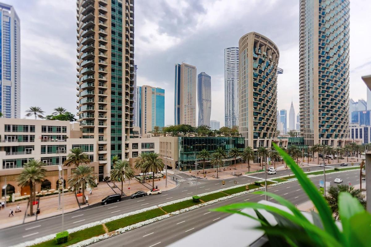 Downtown Boulevard