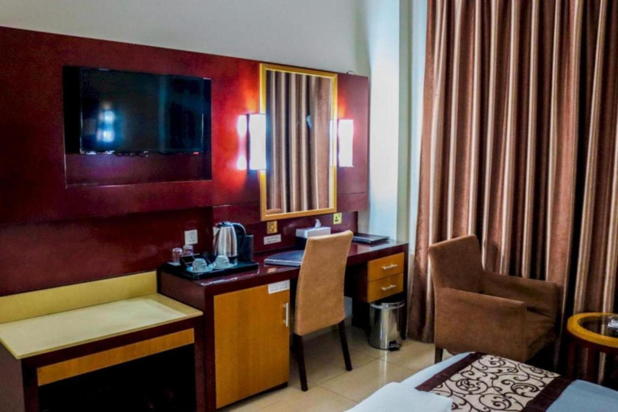Hotel Belvilla Luxury East Dubai