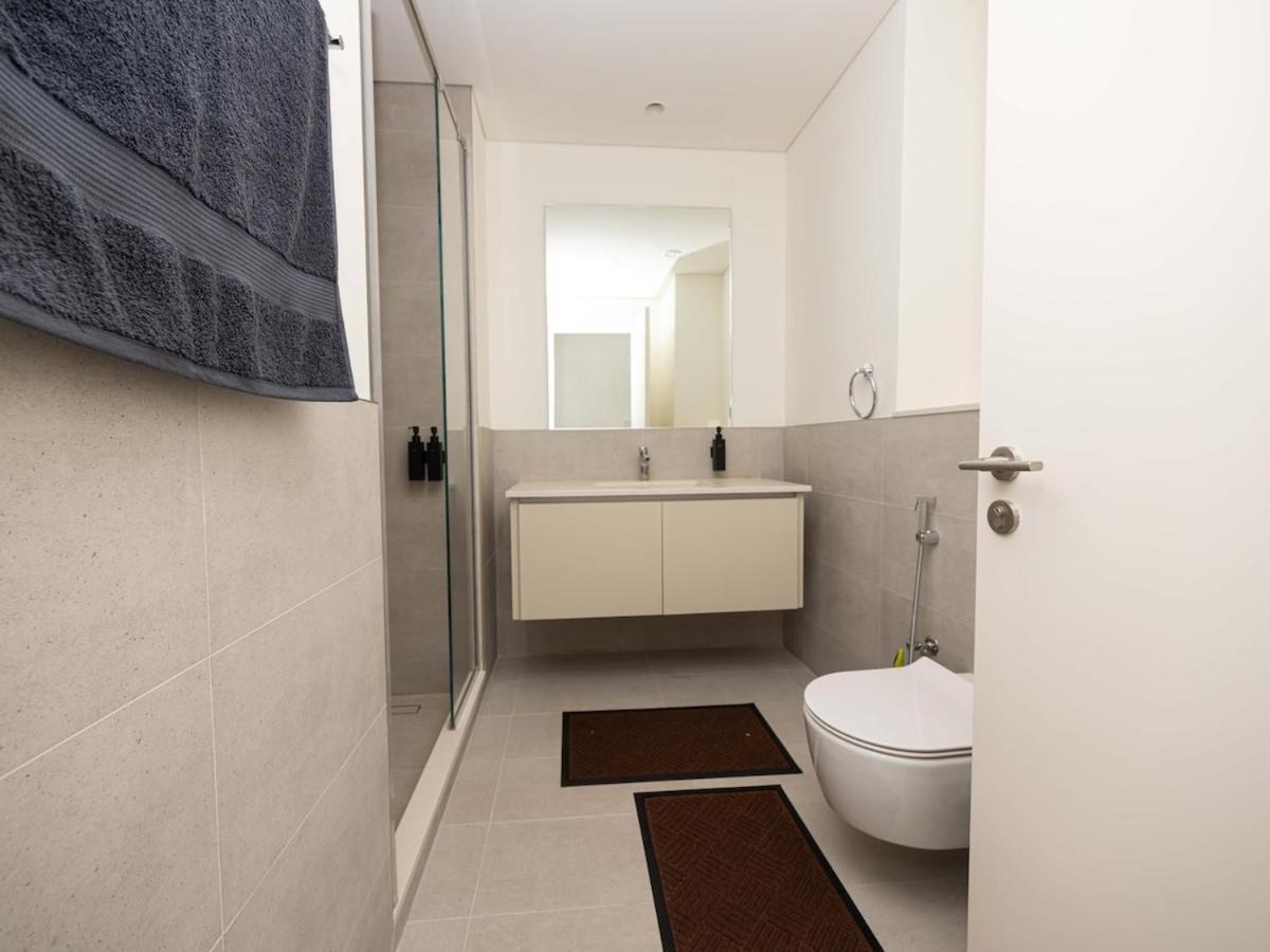 Apartment Beachfront Family Entire Unit In Ras Al-khor *