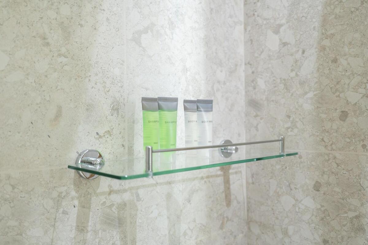 Apartment Stylish 1bhk By Czechin Pool & Gym Prime Jvc Dubai