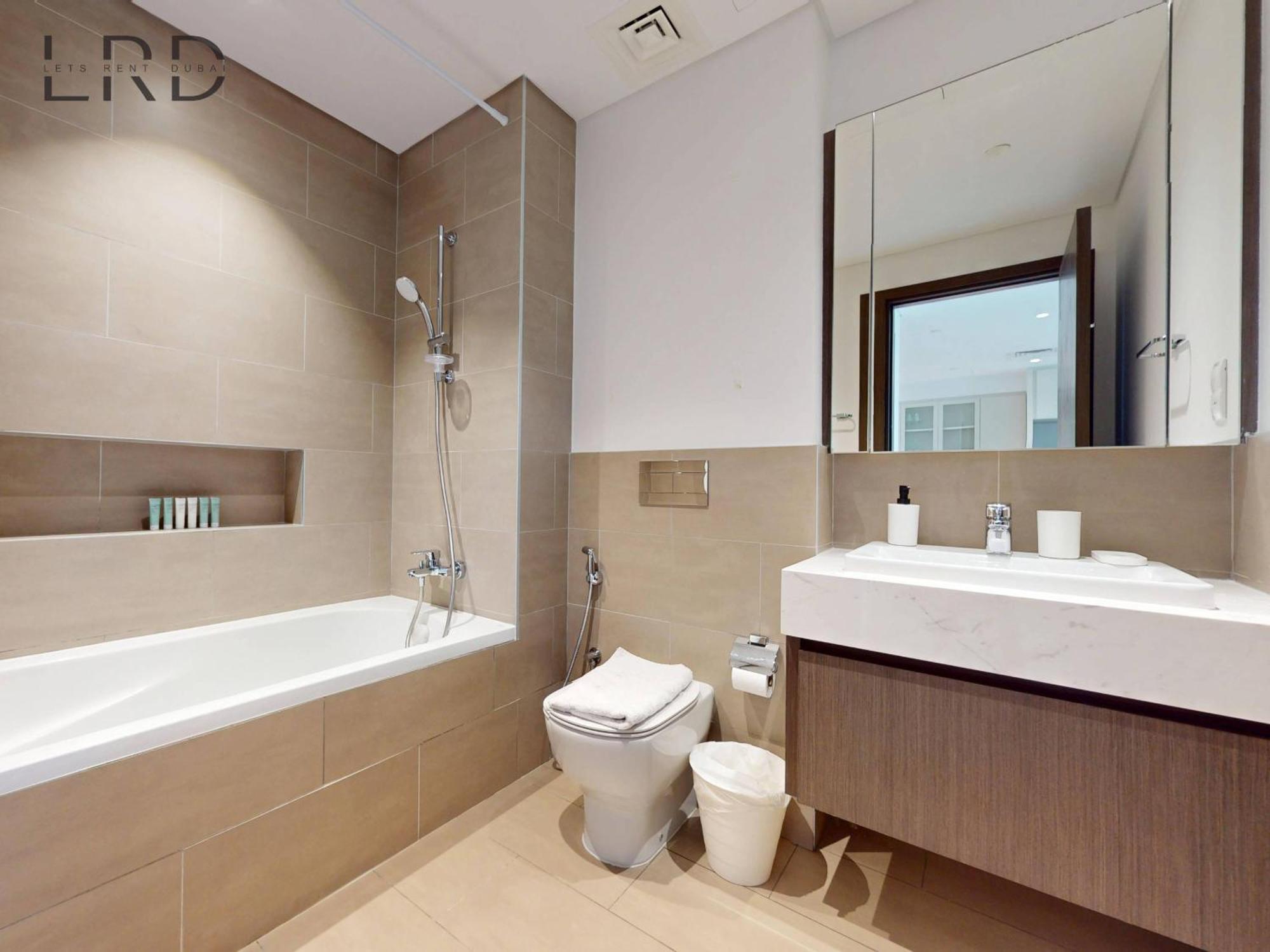 Chic 1br In Creek Harbour