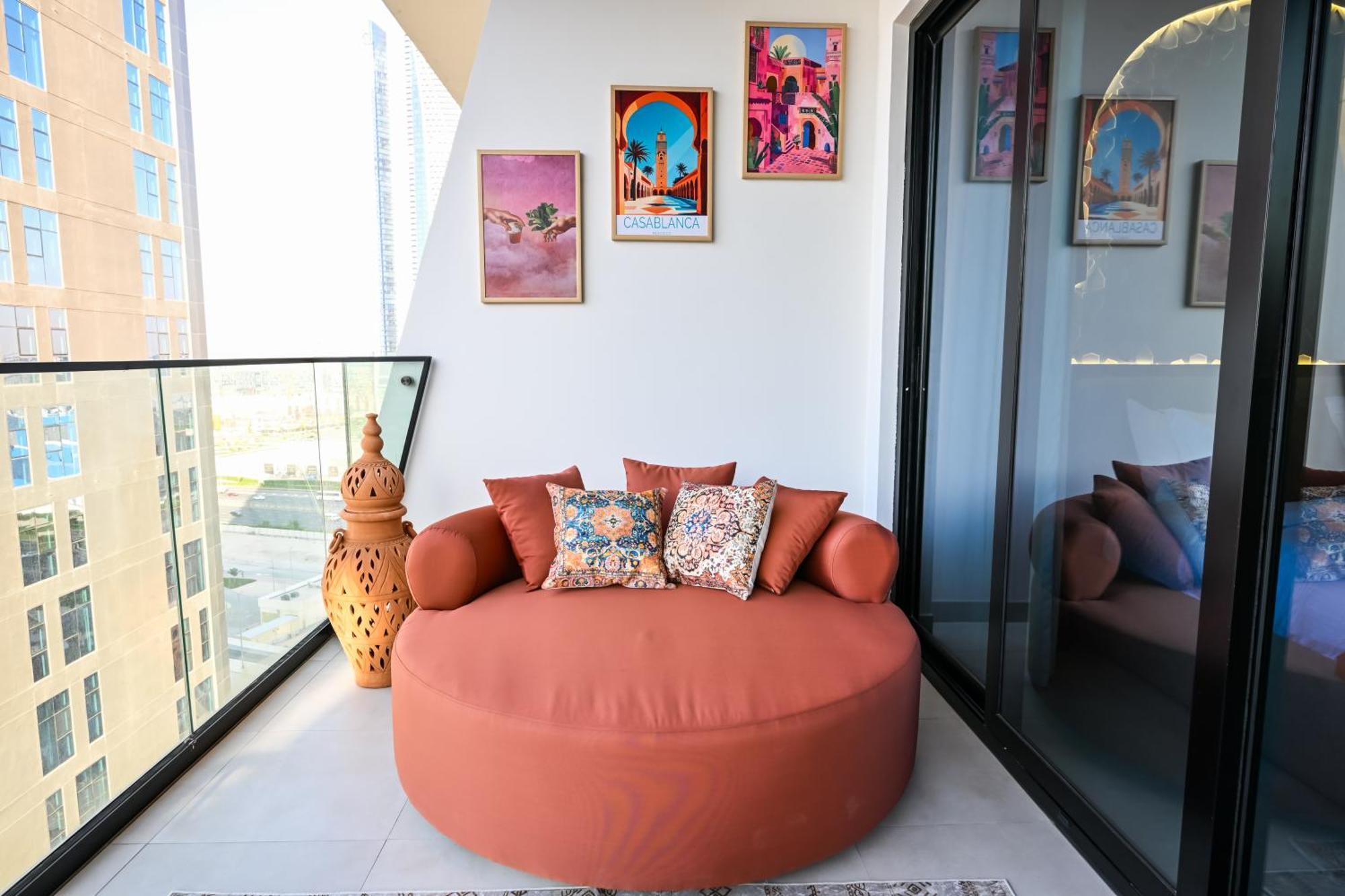 Luxurious One Bed Near Mall With Burj And Canal View *