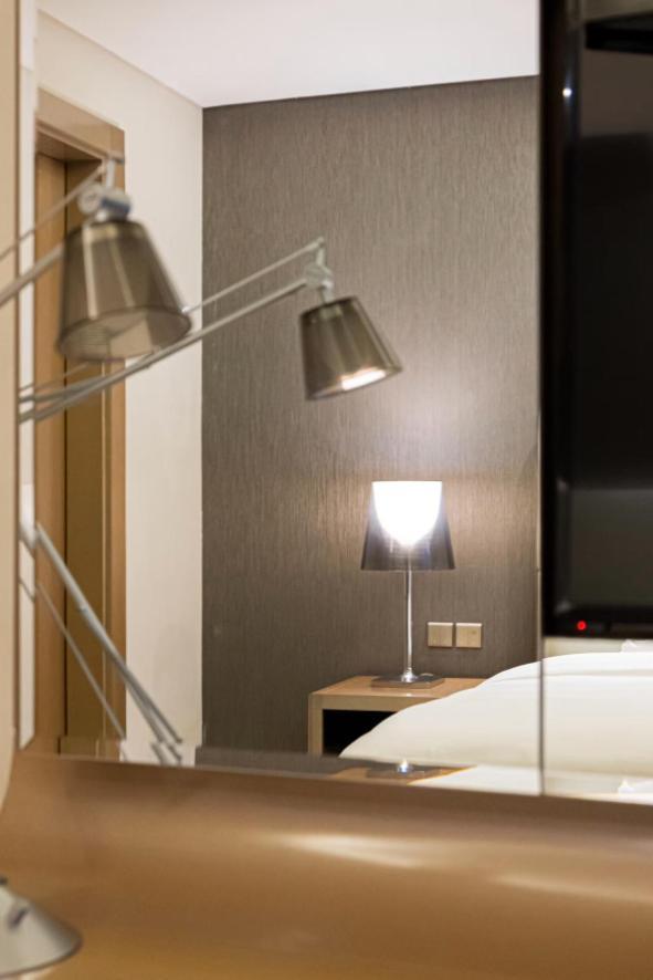 Fivex Paramount 1br Sky Apartment