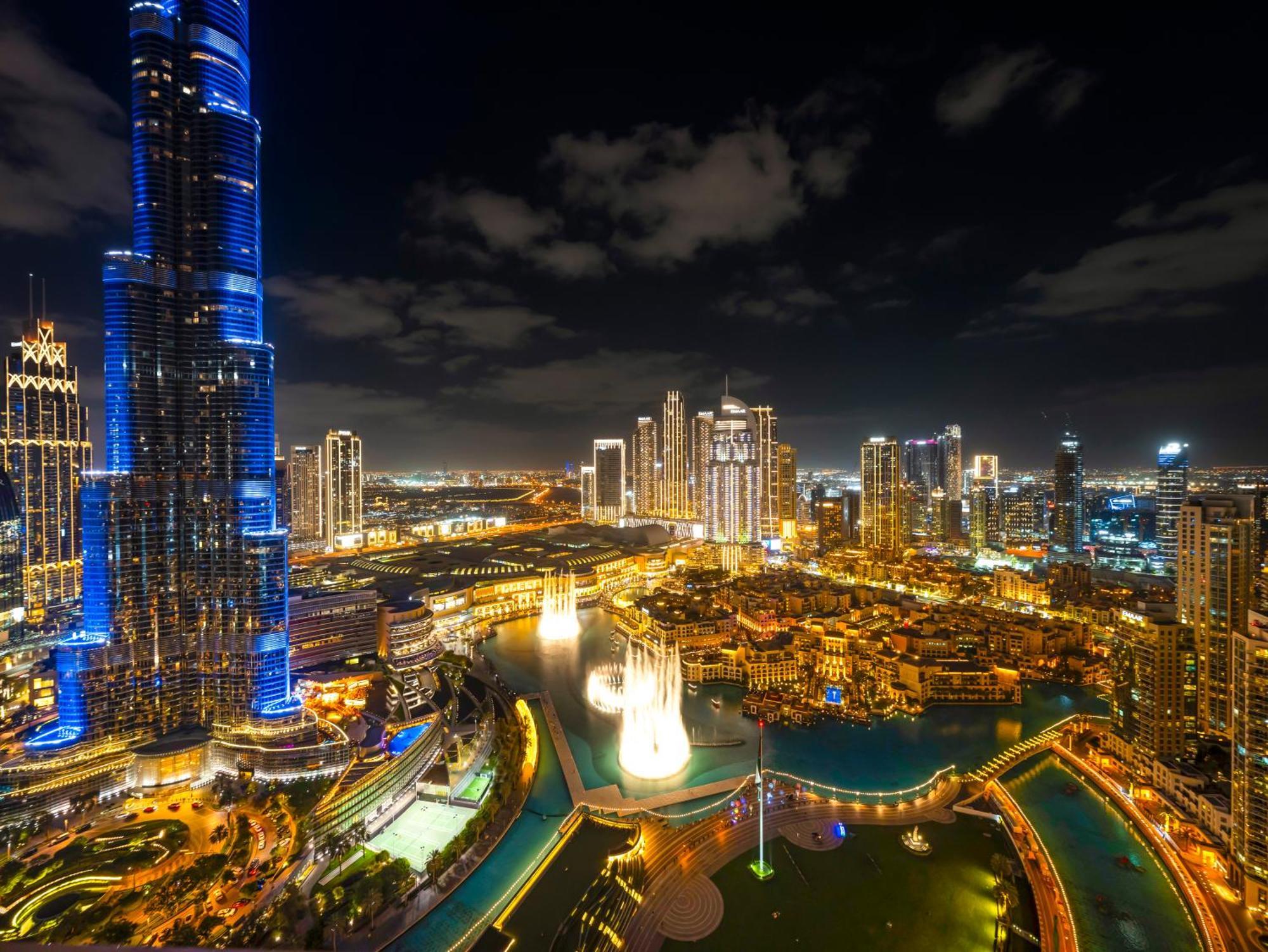 Daire Crown Jewel 2 Bedroom I Iconic Burj Khalifa And Fountain Views I Free Parking, Gym, Pool, Wi-fi And Ps5 I By Skyline Serenity *