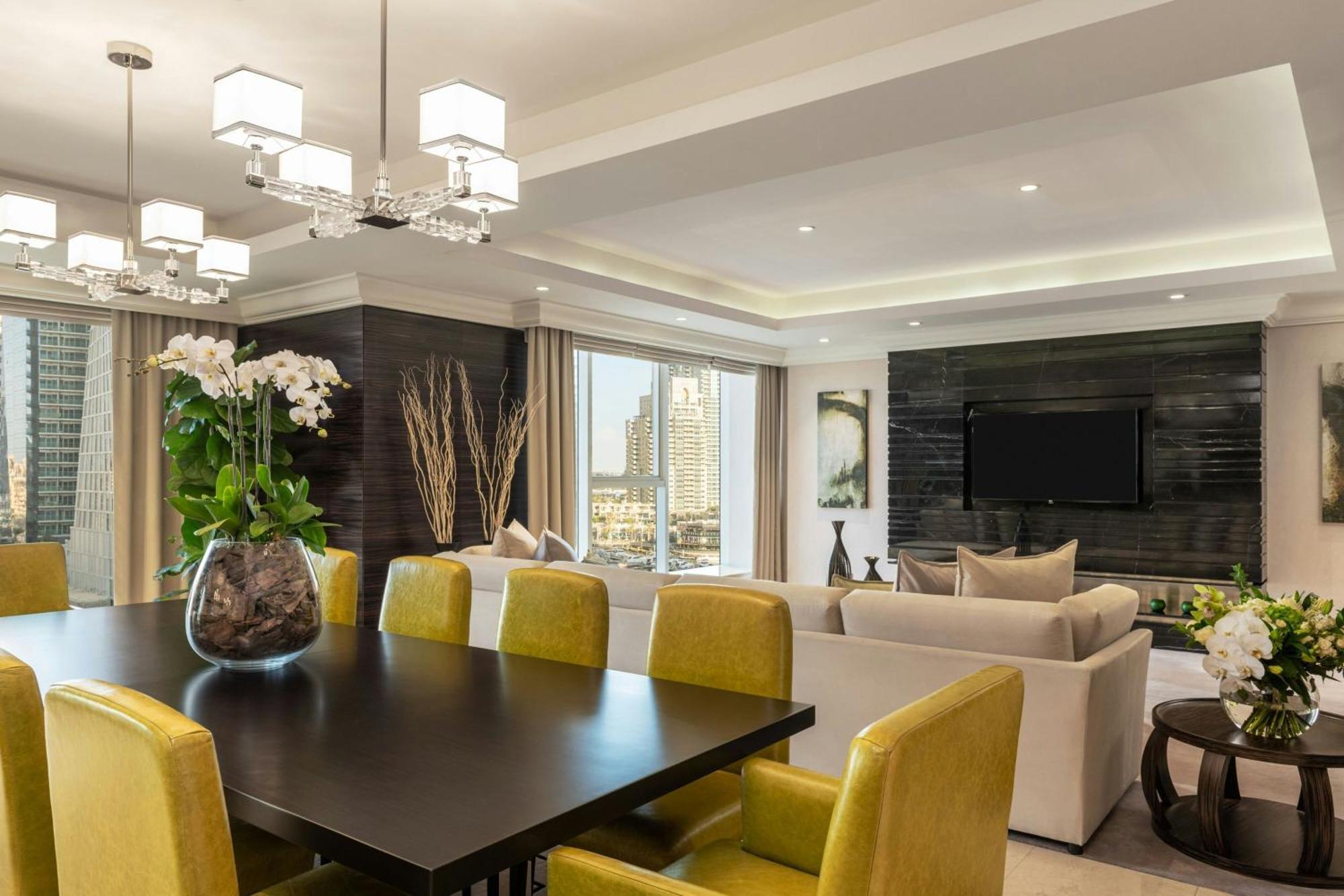 Hotel Grosvenor House, A Luxury Collection Hotel, 5*