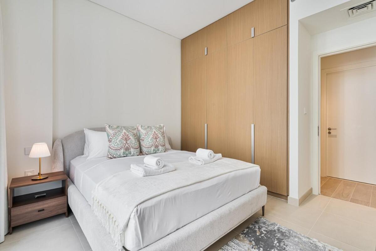 Elegant 1br With Pool, Gym Access And Kid's Play Area Apartment Dubai