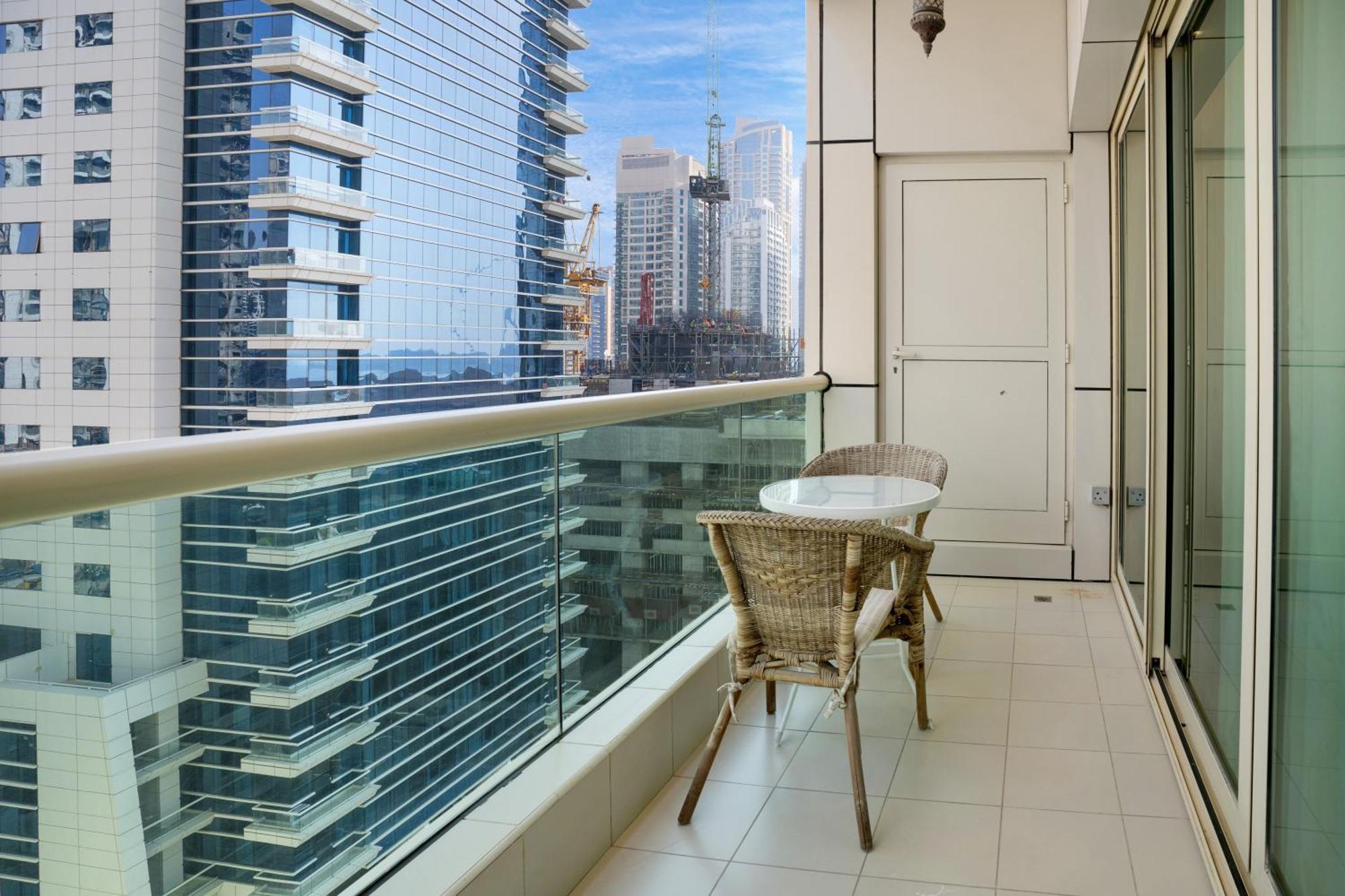 Sunrise Homes - Near Jbr Walk & - Lovely Dubai
