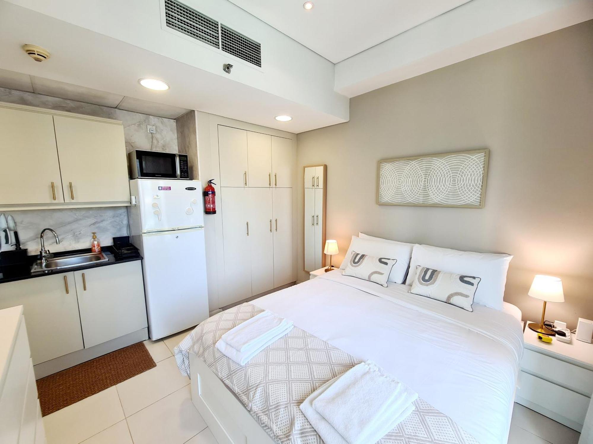 Sunrise Homes - Near Jbr Walk & - Lovely Apartment *