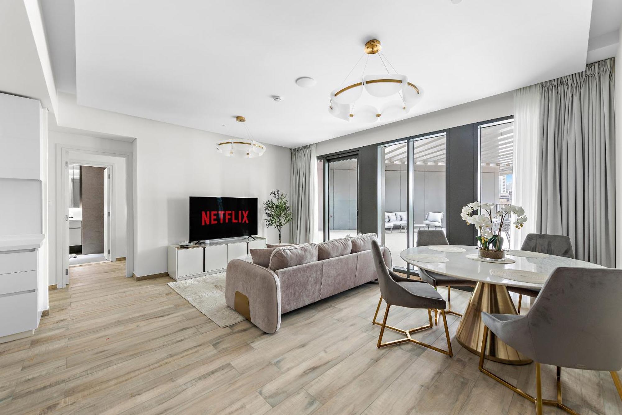 Vayk - Stylish Brand New 1 Bd With Terrace In Business Bay Daire Dubai